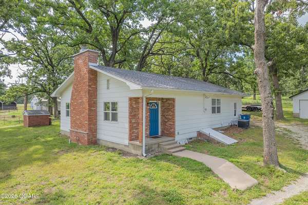 40 Acres of Land with Home for Sale in Baxter Springs, Kansas