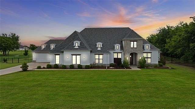 2.68 Acres of Land with Home for Sale in Mounds, Oklahoma