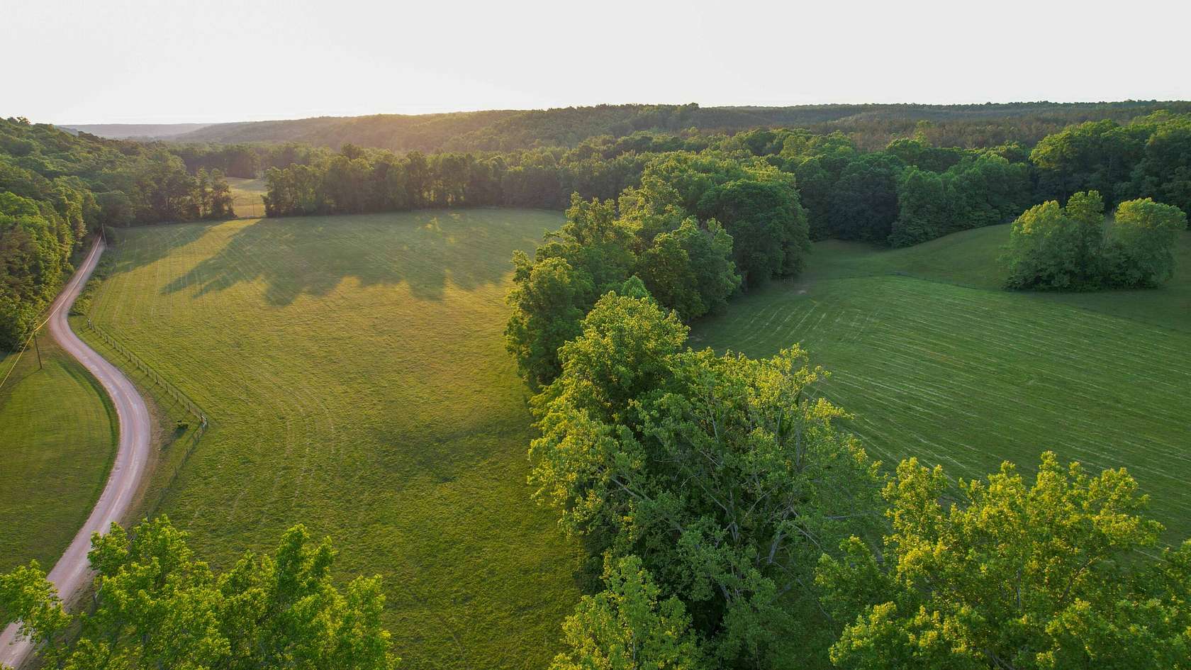 579 Acres of Land for Sale in Centerville, Tennessee