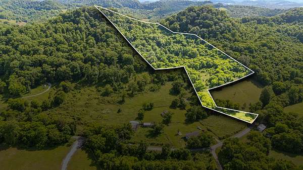 11.3 Acres of Land for Sale in Carthage, Tennessee