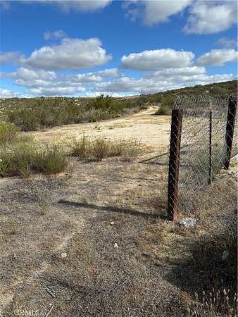 20 Acres of Land for Sale in Hemet, California