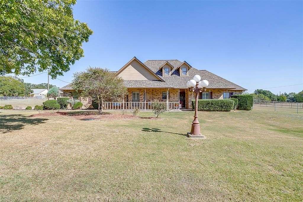 2 Acres of Land with Home for Sale in Joshua, Texas