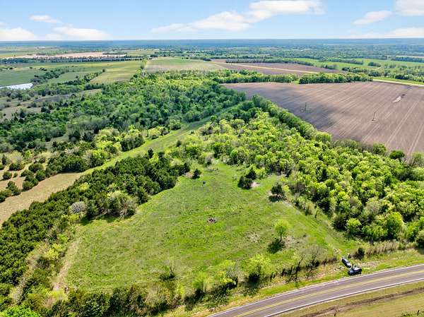 20.5 Acres of Land for Sale in Commerce, Texas