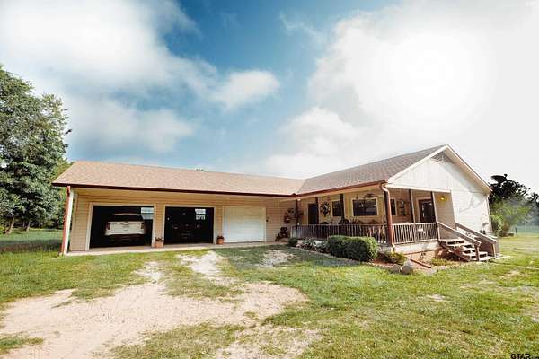 19.6 Acres of Land with Home for Sale in Palestine, Texas