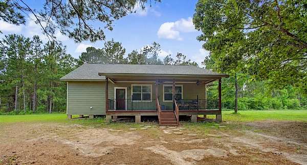 8.7 Acres of Land with Home for Sale in Palestine, Texas