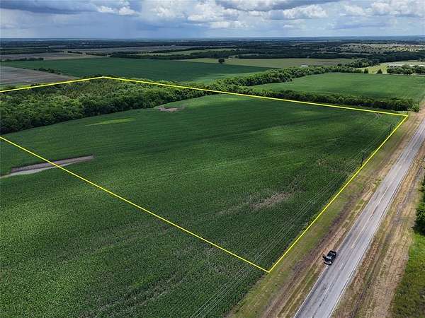 20.4 Acres of Agricultural Land for Sale in Enloe, Texas