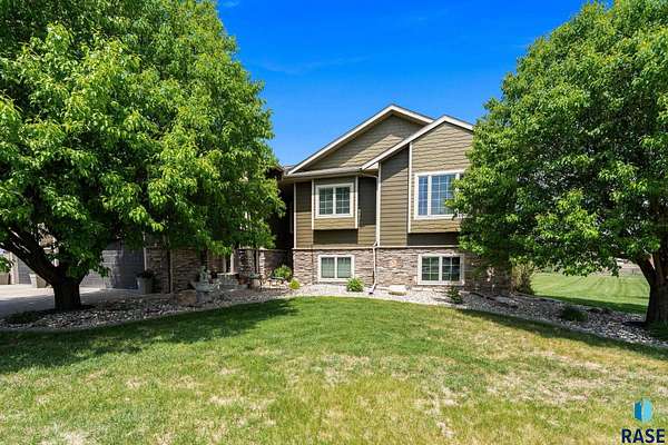 1.7 Acres of Land with Home for Sale in Tea, South Dakota