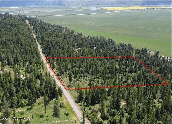 10 Acres of Land for Sale in Bonners Ferry, Idaho