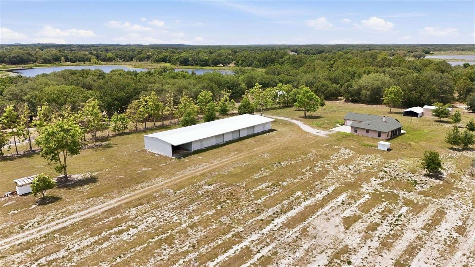 14.7 Acres of Land with Home for Sale in Umatilla, Florida