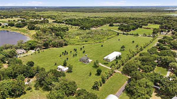 14.7 Acres of Land with Home for Sale in Umatilla, Florida