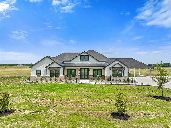 5 Acres of Land with Home for Sale in Ennis, Texas