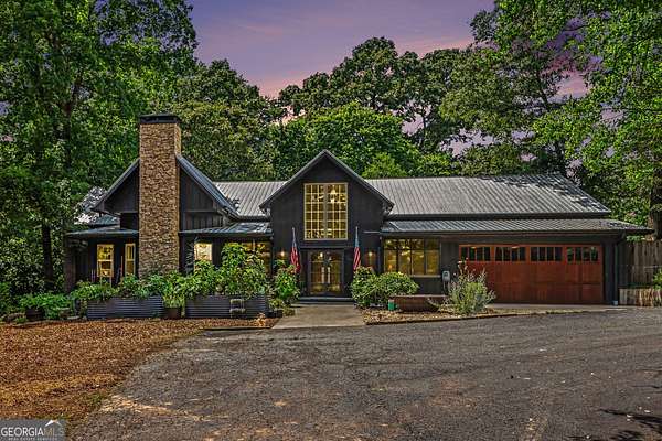4.1 Acres of Improved Mixed-Use Land for Sale in Cleveland, Georgia
