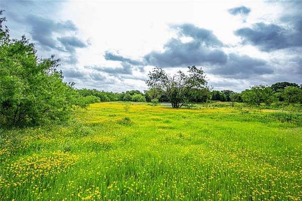 15 Acres of Mixed-Use Land for Sale in Waco, Texas