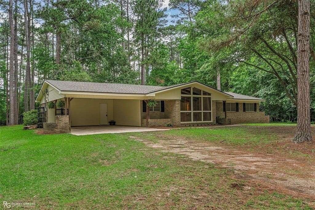 4 Acres of Land with Home for Sale in Minden, Louisiana
