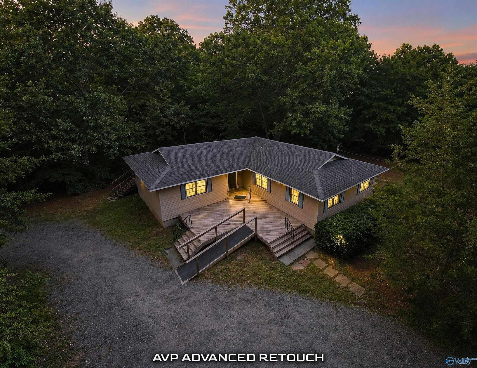 5 Acres of Land with Home for Sale in Somerville, Alabama