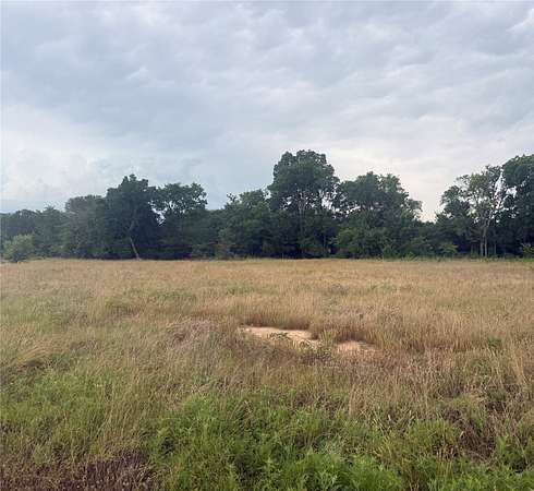 5.83 Acres of Residential Land for Sale in Wills Point, Texas