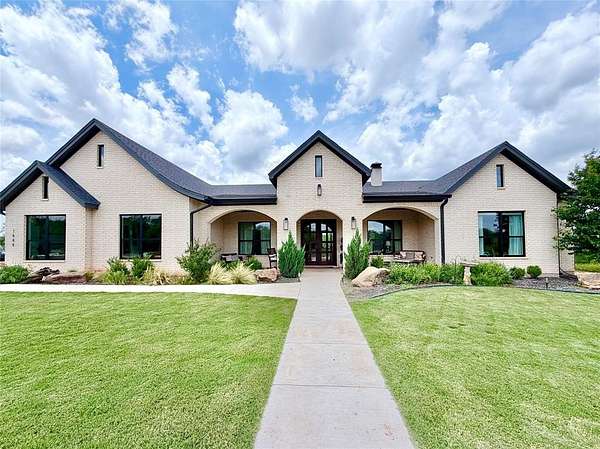 7.62 Acres of Land with Home for Sale in Buffalo Gap, Texas