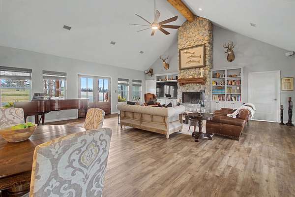 12.3 Acres of Land with Home for Sale in Athens, Texas