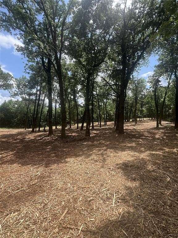 1.88 Acres of Residential Land for Sale in Windom, Texas