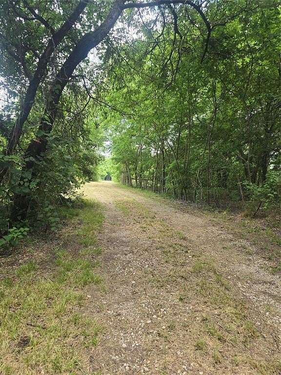 9 Acres of Land with Home for Sale in Farmersville, Texas