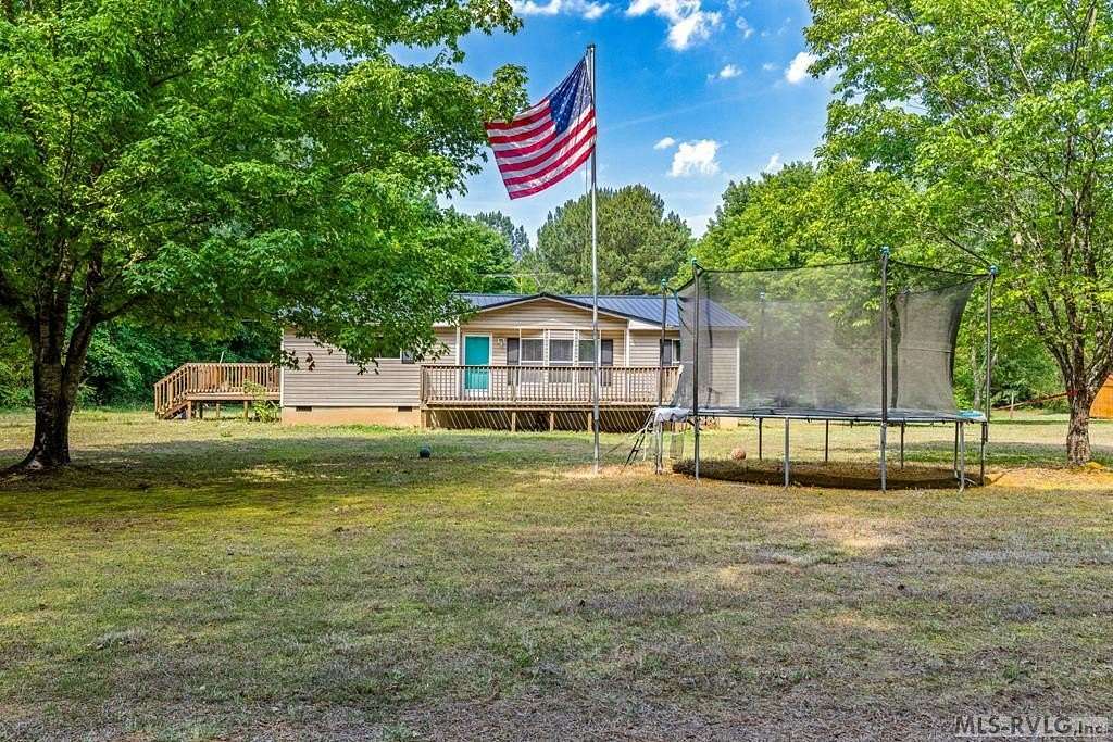 1.57 Acres of Land with Home for Sale in Brodnax, Virginia