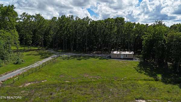 5 Acres of Residential Land for Sale in Monterey, Tennessee