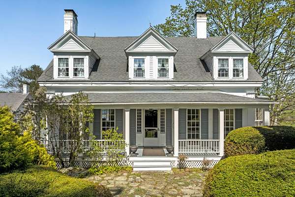 9.8 Acres of Land with Home for Sale in Damariscotta, Maine