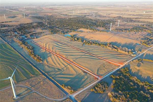 1.32 Acres of Land for Sale in Minco, Oklahoma