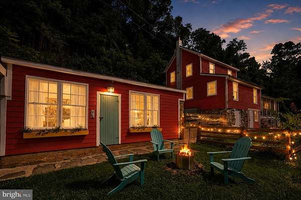 2.26 Acres of Land with Home for Sale in Lovettsville, Virginia