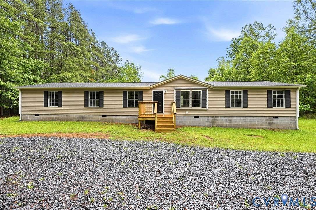 5 Acres of Land with Home for Sale in Arvonia, Virginia