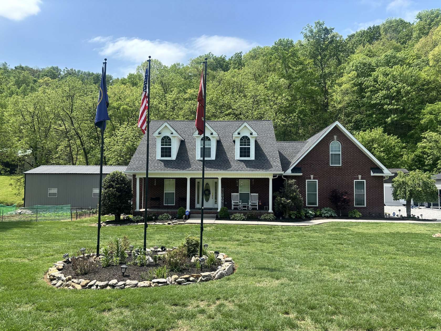 6 Acres of Land with Home for Sale in Bethpage, Tennessee