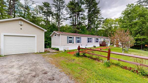 2.2 Acres of Land with Home for Sale in Freeport, Maine