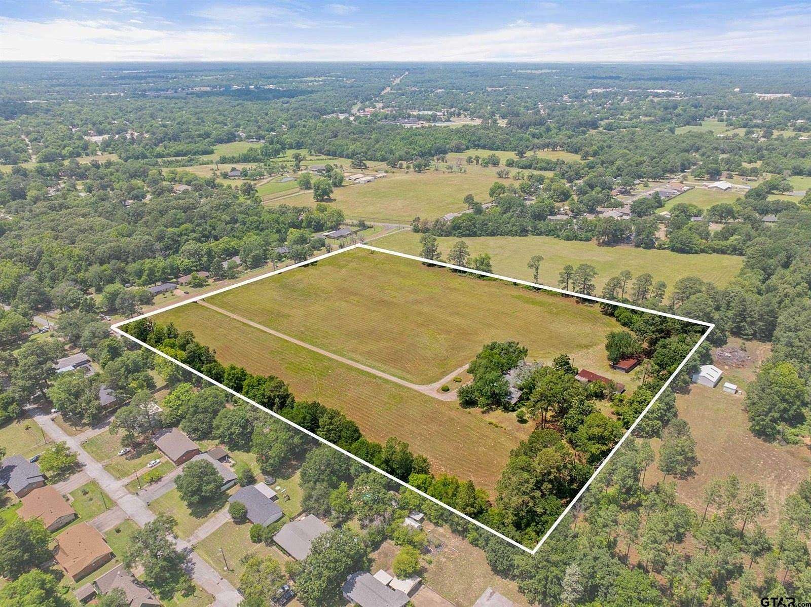 15.3 Acres of Land with Home for Sale in Mineola, Texas