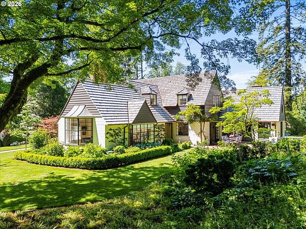 1.59 Acres of Land with Home for Sale in Portland, Oregon