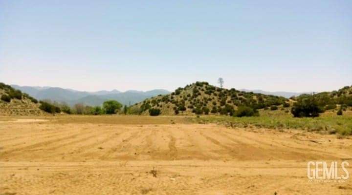 19.4 Acres of Land for Sale in Caliente, California