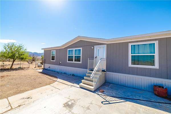 2.13 Acres of Land with Home for Sale in Kingman, Arizona