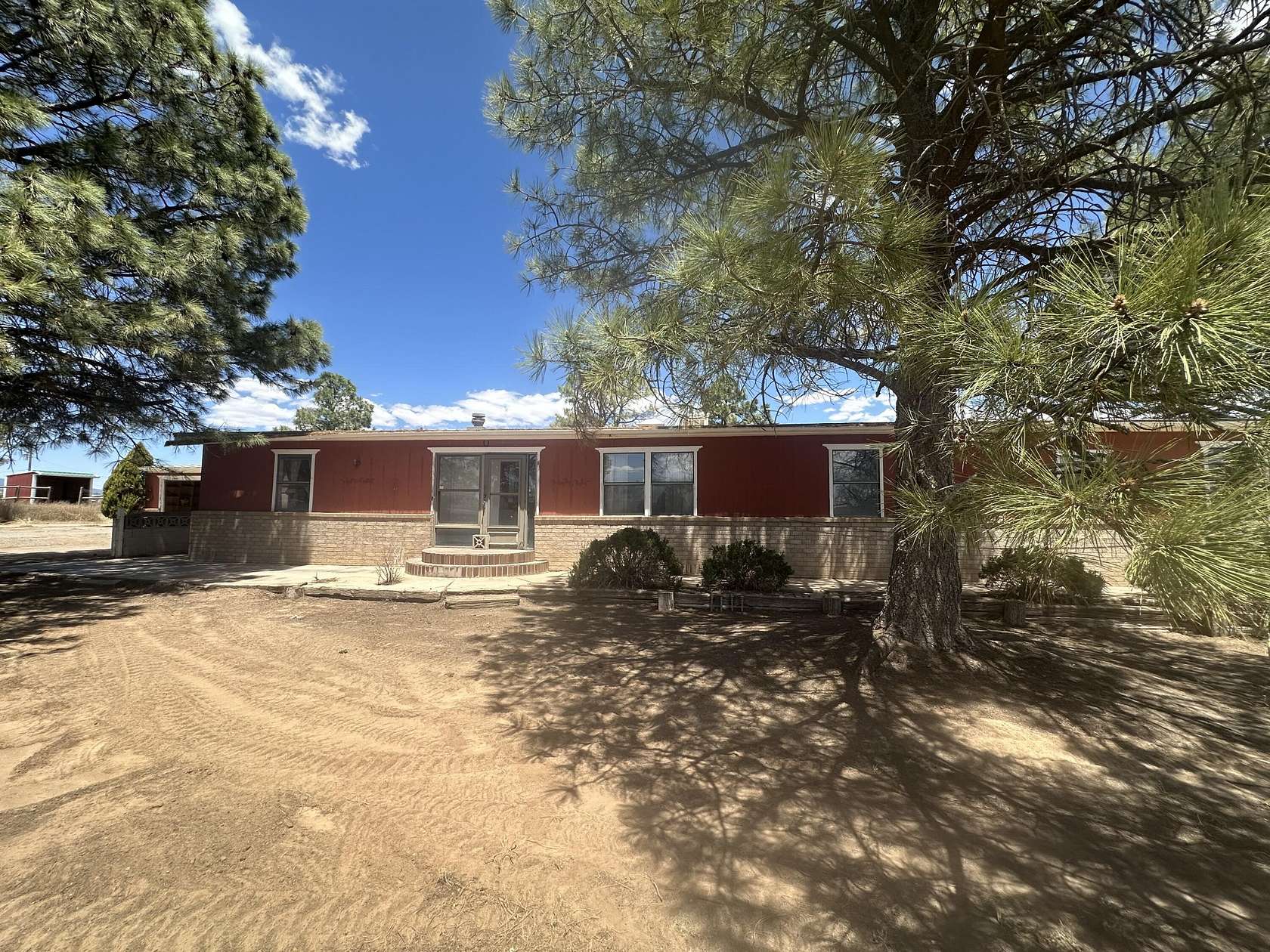 2.5 Acres of Land with Home for Sale in Edgewood, New Mexico