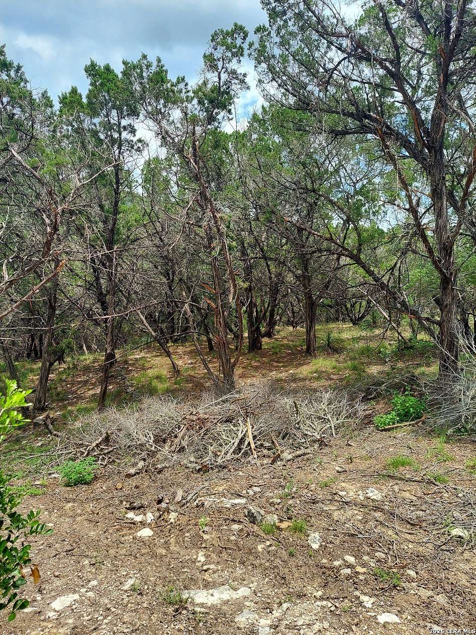 0.93 Acres of Residential Land for Sale in Lakehills, Texas
