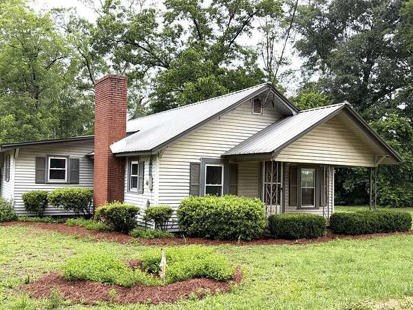 6.8 Acres of Land with Home for Sale in Metter, Georgia