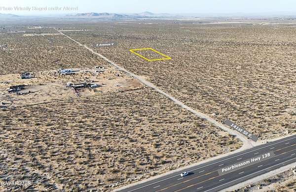 5 Acres of Land for Sale in Pearblossom, California