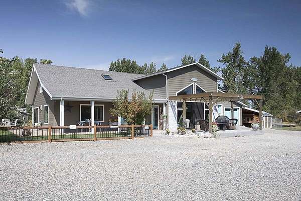 15.2 Acres of Land with Home for Sale in Roberts, Montana