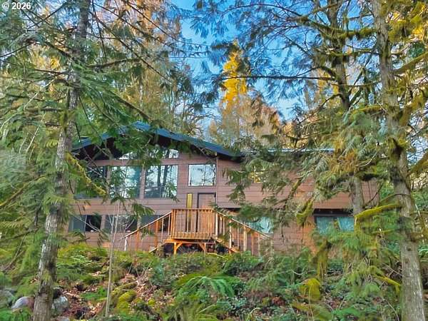 2.57 Acres of Land with Home for Sale in Rhododendron, Oregon