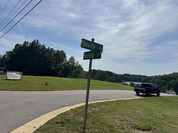 1.39 Acres of Commercial Land for Sale in Moneta, Virginia