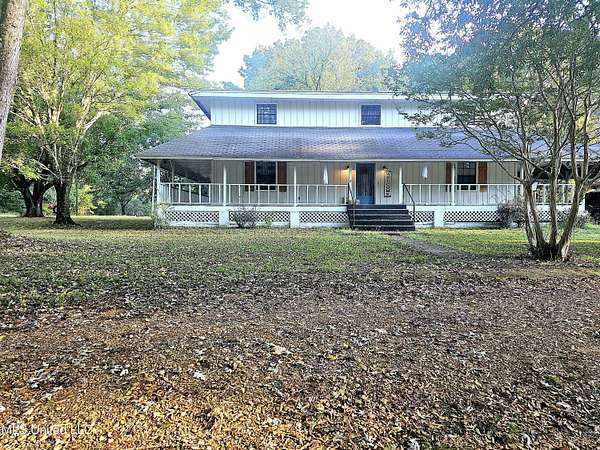 2 Acres of Land with Home for Sale in Senatobia, Mississippi