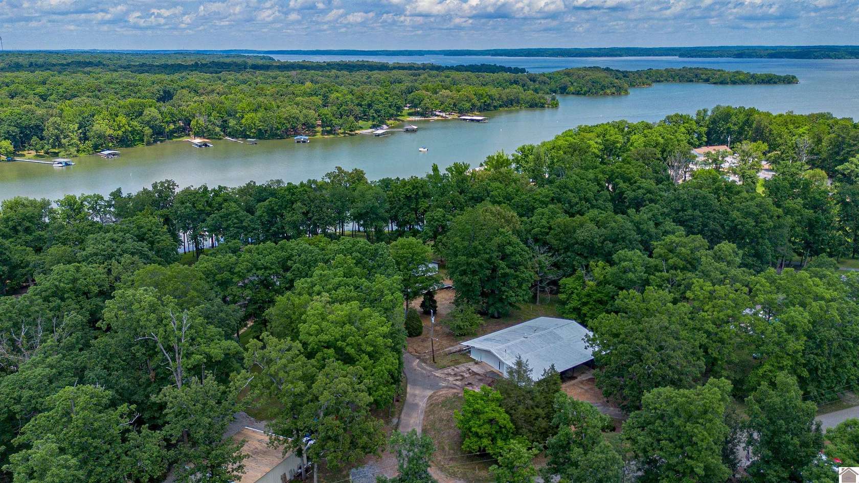 1.28 Acres of Residential Land for Sale in Benton, Kentucky