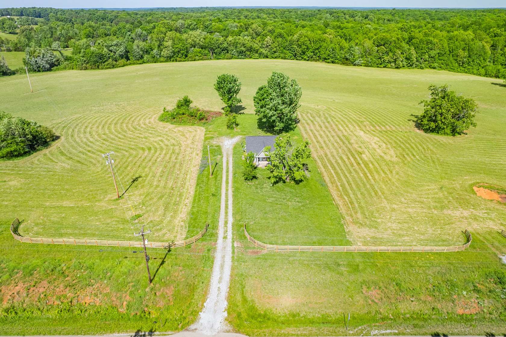 3.5 Acres of Residential Land for Sale in Dickson, Tennessee