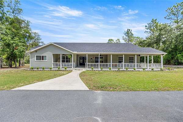 4.8 Acres of Land with Home for Sale in Inverness, Florida