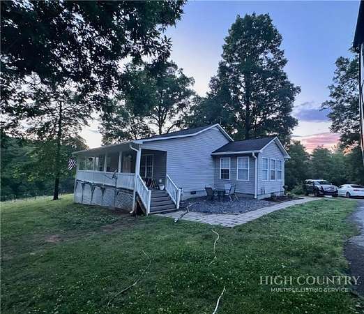 11 Acres of Land with Home for Sale in Union Grove, North Carolina