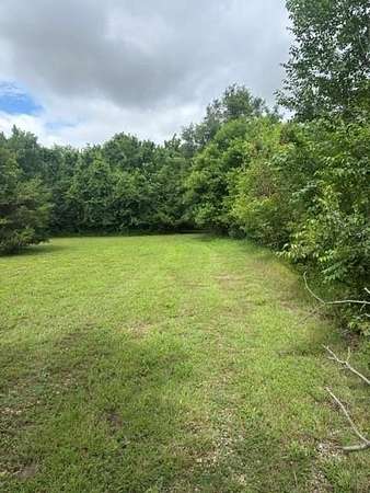 5 Acres of Land for Sale in Parsons, Kansas