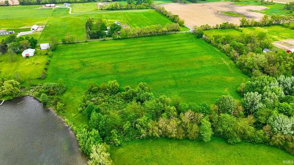 7 Acres of Residential Land for Sale in Howe, Indiana